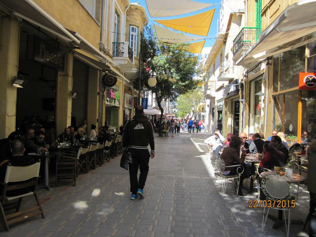 Downtown Living By 'Flats Nicosia' Διαμέρισμα Δωμάτιο φωτογραφία
